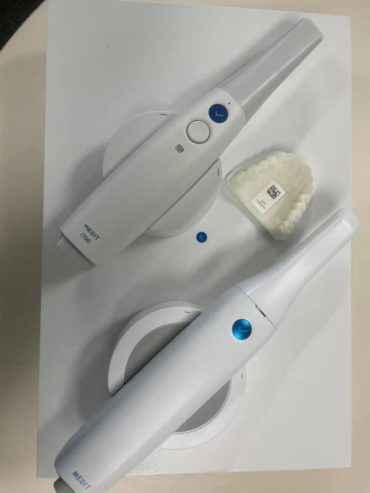 Medit i700 Intraoral 3D Dental Scanner